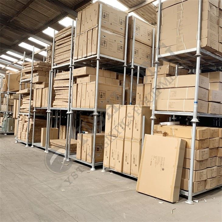 Post Stillage